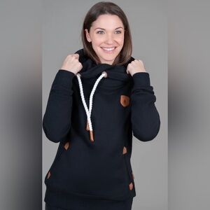 Wanakome Canada Black Hoodie with Tan Patch Women’s Small